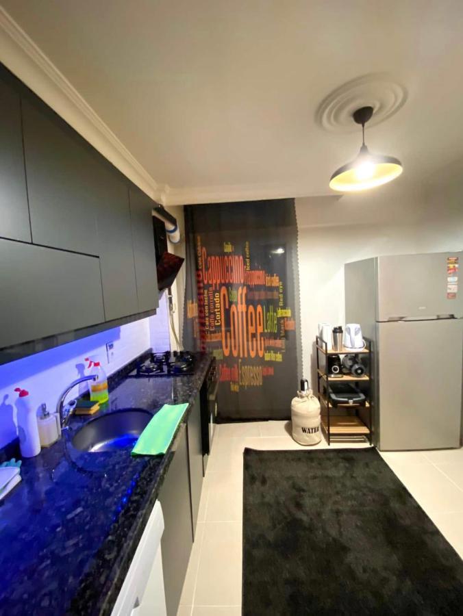 Cozy Big Sisli Apartment , Ac, Modern &For Family,Friendly In Center Истанбул Екстериор снимка