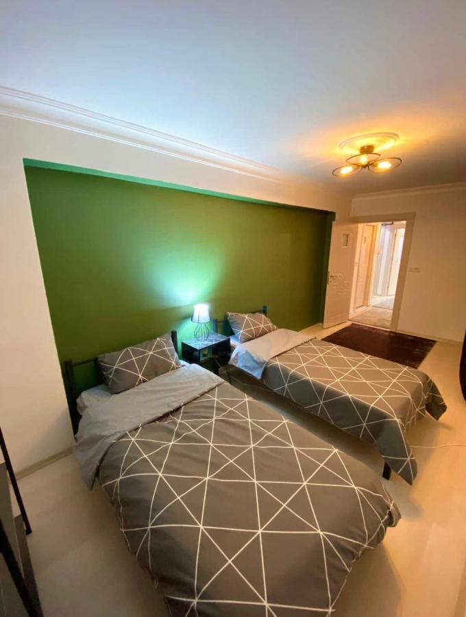 Cozy Big Sisli Apartment , Ac, Modern &For Family,Friendly In Center Истанбул Екстериор снимка