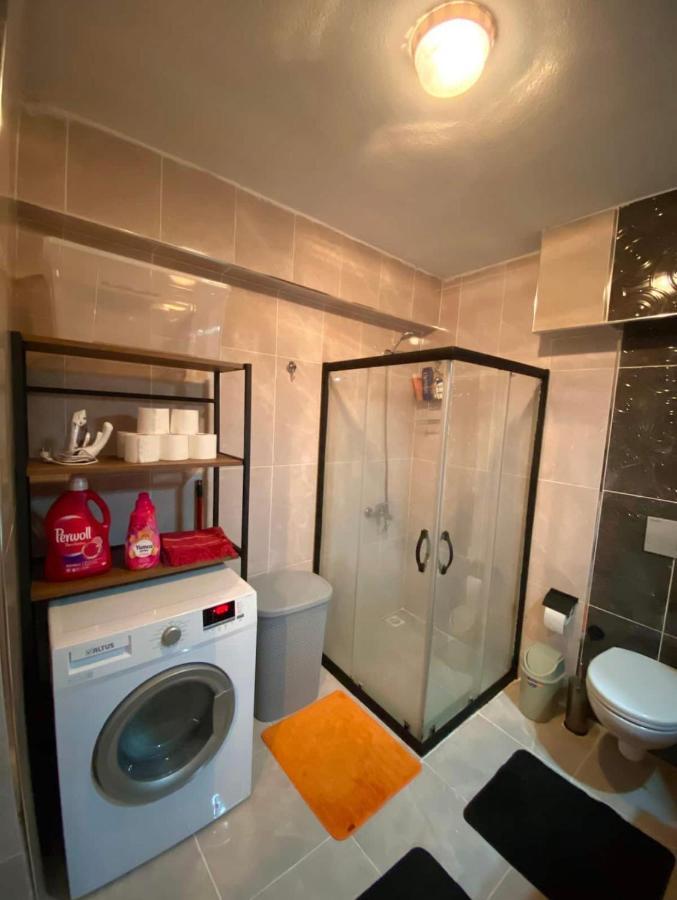Cozy Big Sisli Apartment , Ac, Modern &For Family,Friendly In Center Истанбул Екстериор снимка
