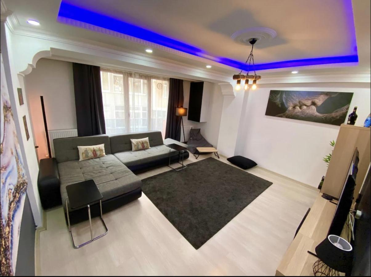 Cozy Big Sisli Apartment , Ac, Modern &For Family,Friendly In Center Истанбул Екстериор снимка